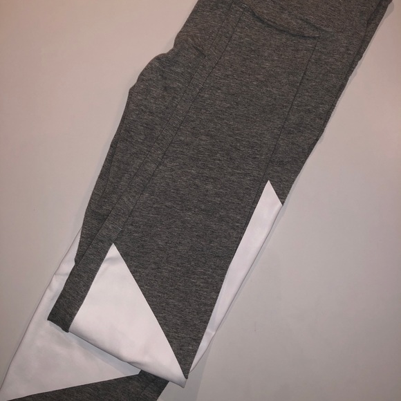 ARITZIA leggings - Picture 1 of 3